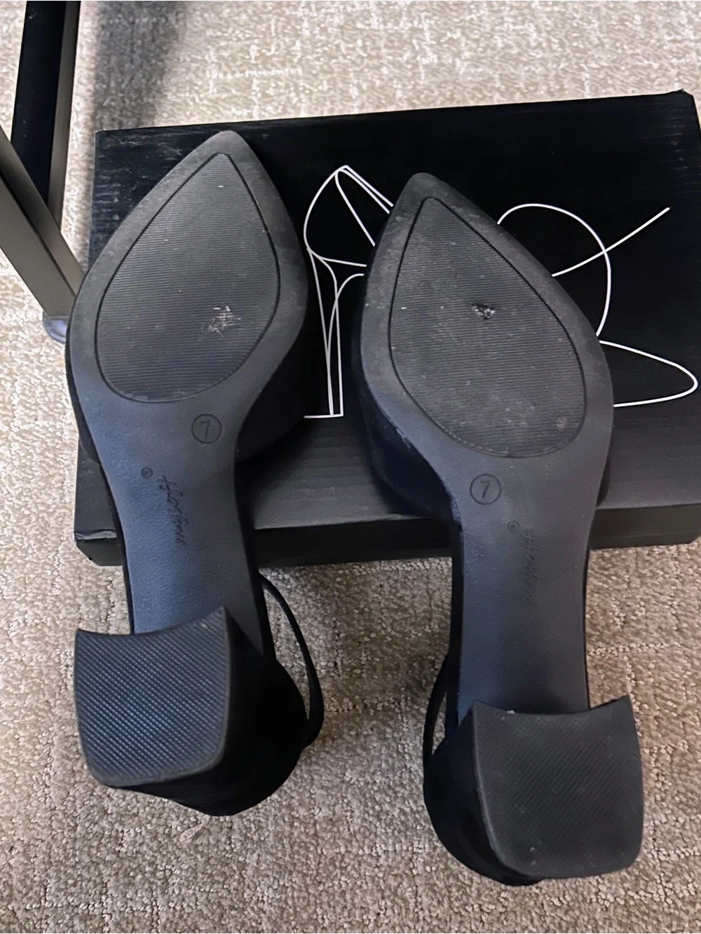 Classic Black Ankle-Strap 3 Inch Block Heel Pump Size 7 Suede